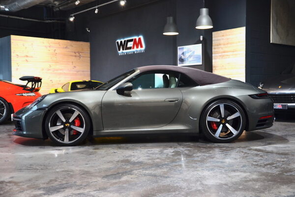 Porsche 992 Carrera 4S