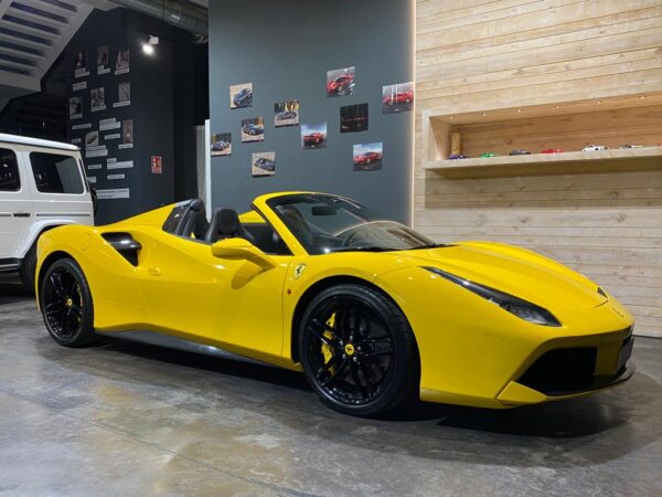 Ferrari 488 Spider