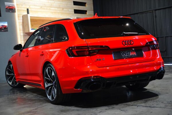 Audi RS4