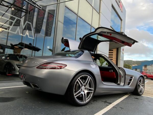 Mercedes SLS AMG