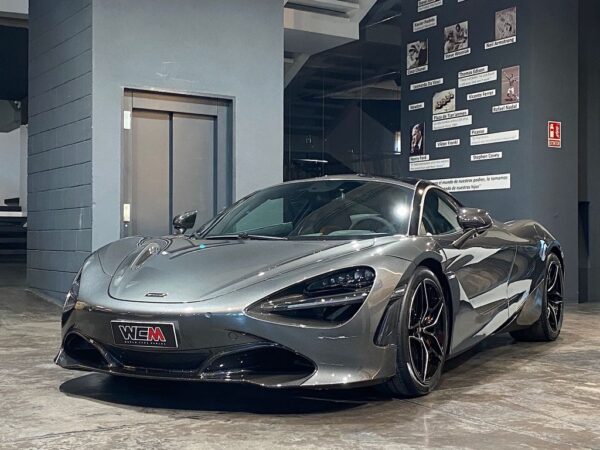 McLaren 720s