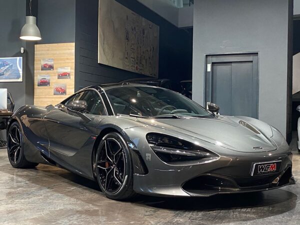 McLaren 720s