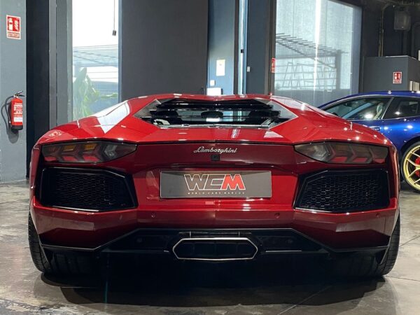 Lamborghini Aventador