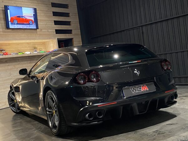 Ferrari GTC4Lusso V12