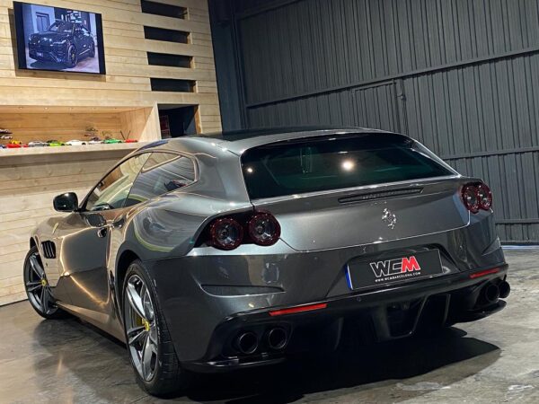 Ferrari GTC4Lusso V12 - WCM Barcelona