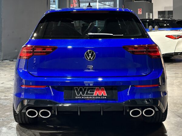 VW Golf R MK8 - WCM Barcelona