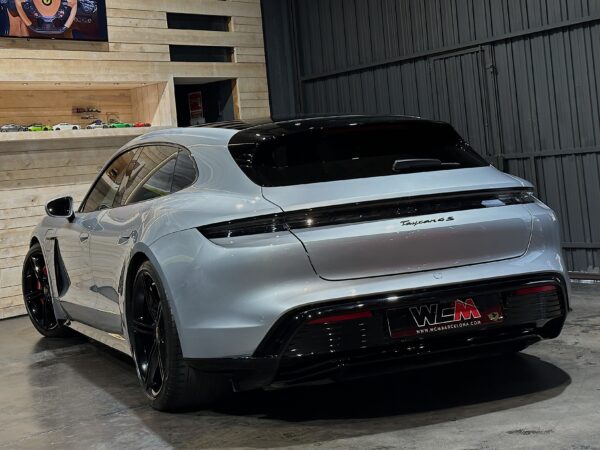 Porsche Taycan 4S sport turismo WCM Barcelona