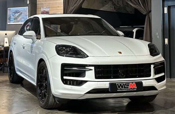 Porsche Cayenne Hybrid 2024 - WCM Barcelona