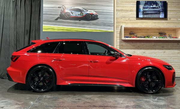 Audi RS 6 Akrapovic - WCM Barcelona