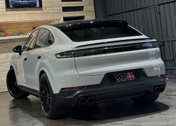 Porsche Cayenne Coupé Hybrid 2024 - WCM Barcelona